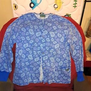 Long sleeve scrub jacket